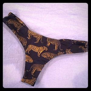 NWT! BOYS+ARROWS bikini btm(only) XS Tiger print🐯